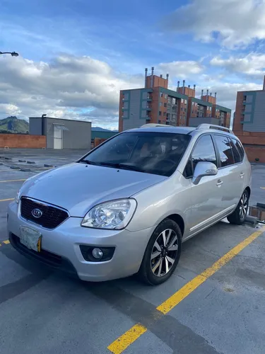 Kia Carens 2.0 Rondo Ex