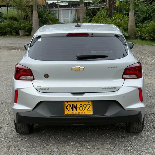 Chevrolet Onix 1.0T Premier Hatch At