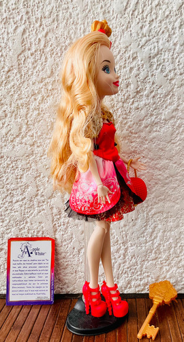 Muñeca Ever After Apple White Hija De Blancanieves (Usado)