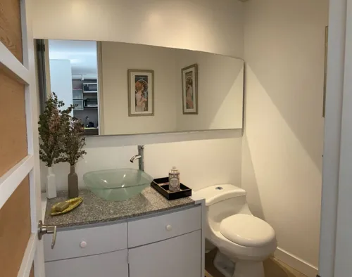 Apartamento En Arriendo En Los Rosales. Cod A21546