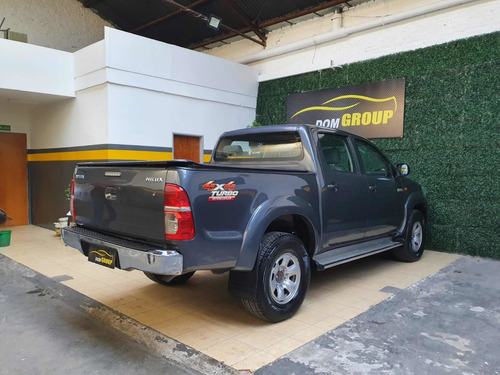Imagen 4 de 20 de Toyota Hilux 2012 3.0 Cd Sr I 171cv 4x4