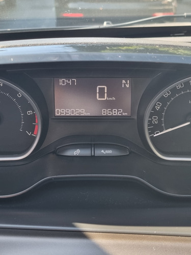Peugeot 2008 1.6 Feline Tip