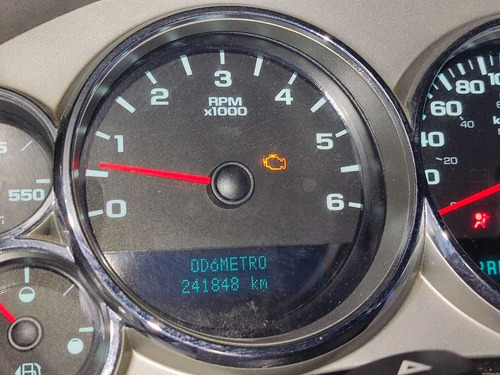 Imagen 9 de 11 de Chevrolet Silverado Lt 4x4