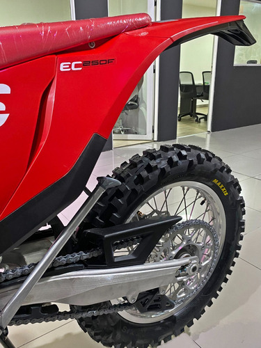 Imagen 8 de 20 de Gasgas Ec 250f 0km Enduro