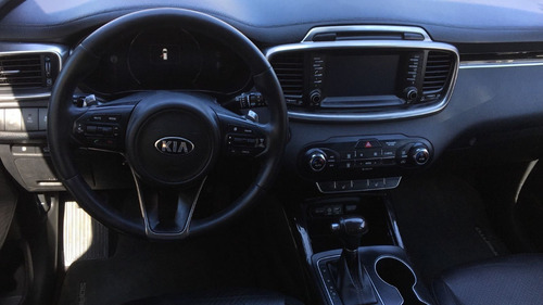 Imagen 8 de 13 de Kia Sorento Ex Pack 3.3 Lts 2017
