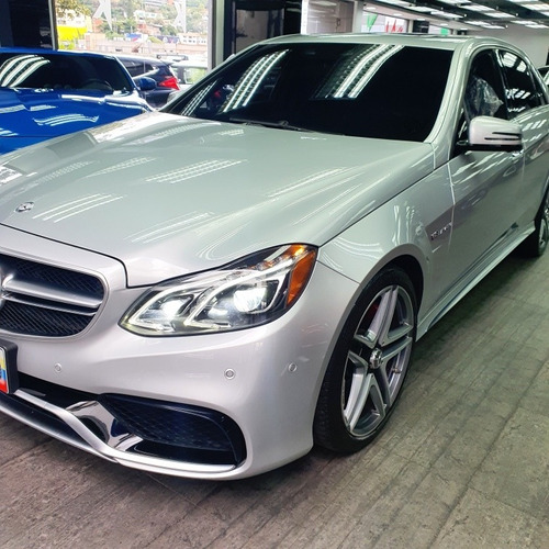Imagen 3 de 11 de Mercedes Benz E63 Amg