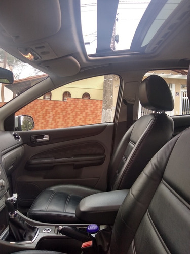 Ford Focus 2.0 Ghia 5p 2009