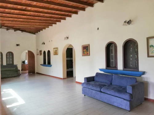 Mini Finca De 4 Hectáreas Con Hermosa Casa Campestre Y Espectaculares Áreas Sociales En Urbanización Privada En Venta Gg