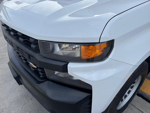 Chevrolet Silverado 4.3 V6 1500 WT Cabina Regular 4x2 At
