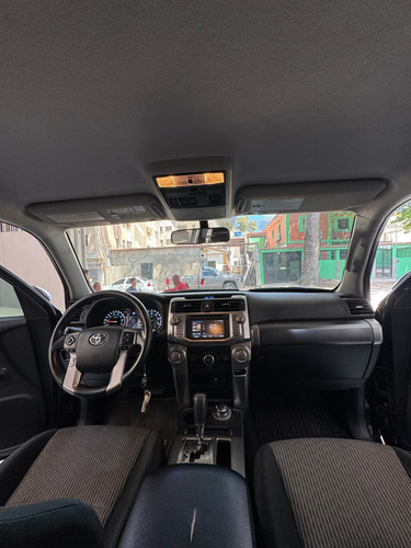 Toyota 4runner Sr5 2016 4x4