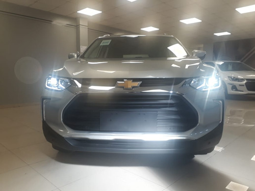 Imagen 10 de 25 de Chevrolet Tracker Premier Turbo 2023 E/i Go