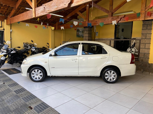 Imagem 8 de 10 de Toyota Etios Sedan X 2018 Abaixo Da Tabela - Troca Financia