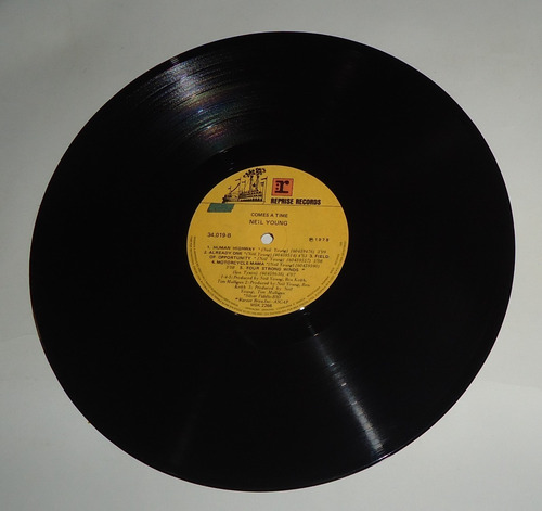 Lp: Comes A Time - Neil Young - 1978 (Usado)