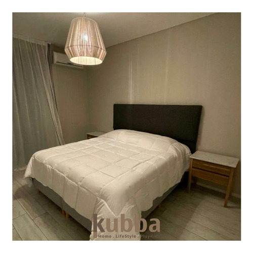 Imagen 2 de 5 de Sommier Con Cajones Respaldo Tapizado Diseños A Medida Kubba