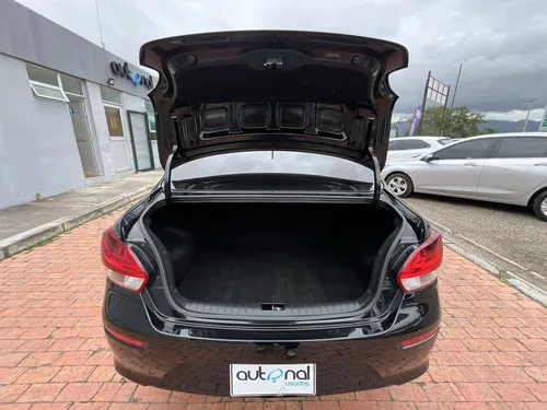 Kia Soluto 1.4 Emotion Mt