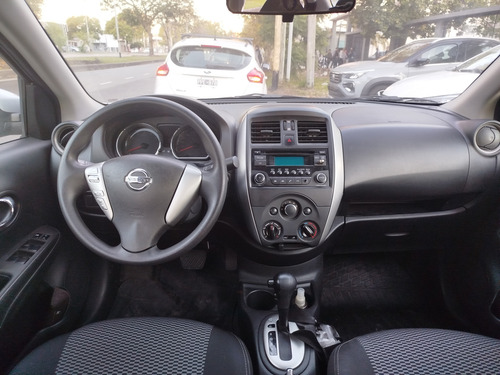 Nissan Versa 1.6 Sense