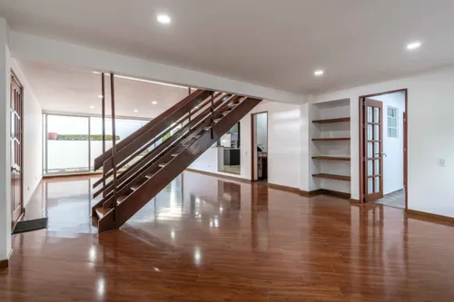 Casa En Venta En Niza Antigua. Cod V8182