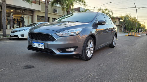 Ford Focus III 1.6 Sedan S