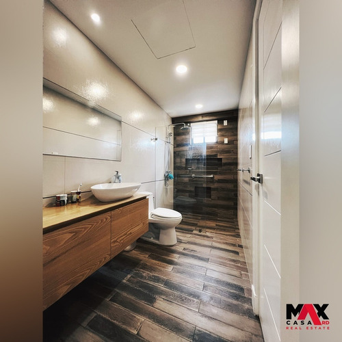 Imagen 18 de 30 de Lujoso Apartamento En Venta En El Centro De Piantini 400m2
