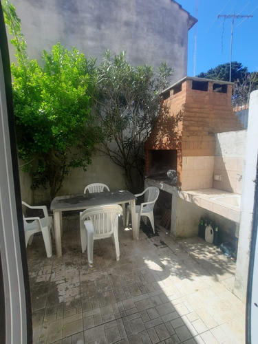 Triplex Amplio Y En Impecable Estado A La Venta Sin Expensas