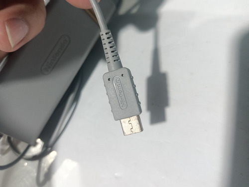 Cargador Nintendo Gamepad Wii U (Usado)