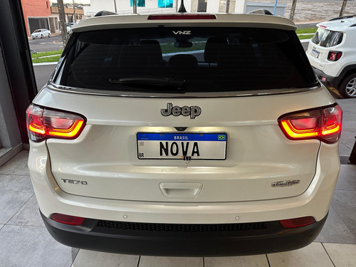 Jeep Compass LONG. T270 1.3 TB 4x2 Flex Aut.