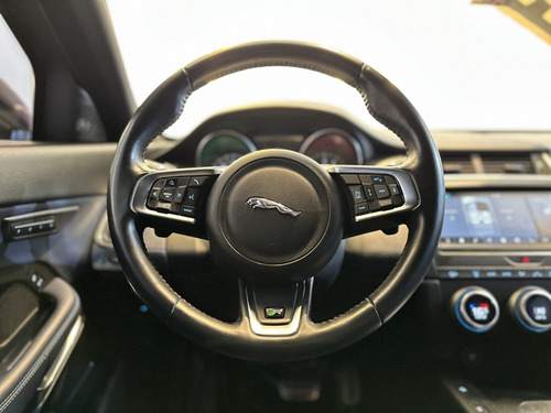 Jaguar E-Pace 2.0 16V P300 GASOLINA R-DYNAMIC SE AWD AUTOMÁTICO