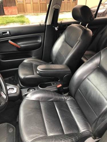Volkswagen Bora 1.8 Highline T Tiptronic Cuero 2013