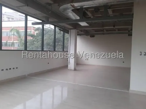 Edificio En Venta La Urbina