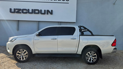 Toyota Hilux Pick-up 2.8 Cd Srx 177cv 4x2 At