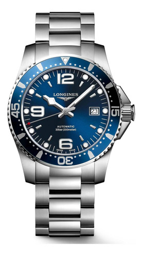 Relógio de pulso Longines HydroConquest 41mm L3.742.4 com corpo prateado,  analógico, fundo  azul, com correia de aço inoxidável cor prateado, agulhas cor prateado, branco e vermelho, subdials de cor branco e prateado, ponteiro de minutos/segundos branco, bisel cor azul e dobrável