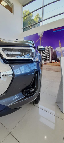 Imagen 3 de 16 de Toyota Hilux 4x2 Dc Srx 2.8 Tdi 6 At 2022