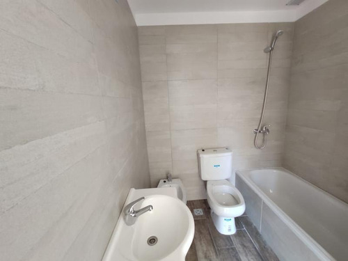 Imagen 14 de 24 de Se Vende Con Renta Hasta 2024 - Triplex En Juan De Garay 3220