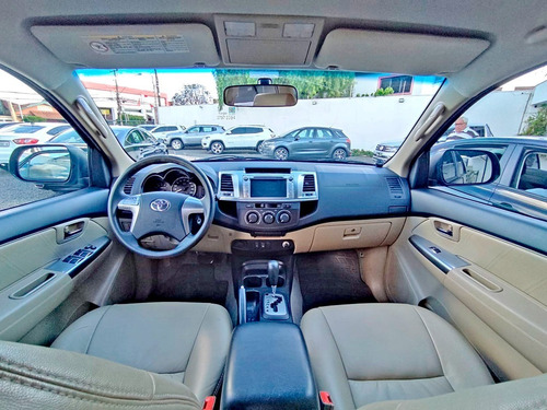 Imagem 3 de 12 de Toyota Hilux Sw4 2.7 Sr 2014 Único Dono Ta Com 134 Mil Km