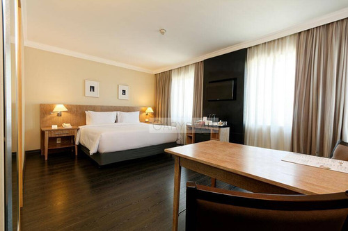 Imagem 18 de 25 de Flat Radisson Berrine - No Pool - Investimento! - Fl5107