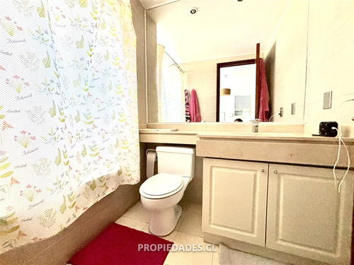 Departamento En Arriendo De 4 Dorm. En Las Condes