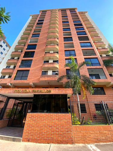 Venta Apartamento Resid. Isla Farallon, Urb. El Bosque