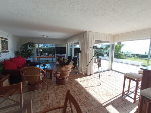 Imagen 7 de 30 de Venta Apartamento 3 Dormitorios En Suite Mas Dependencia Vista Al Mar Punta Del Este