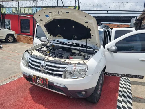 Renault Duster DYNAMIQUE 4X2 2.0 MT