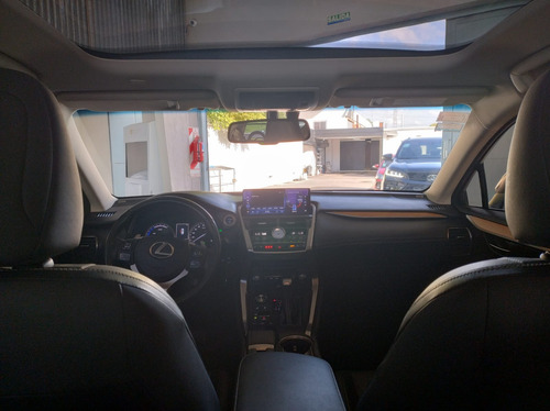 Lexus NX 2.5 300H Luxury