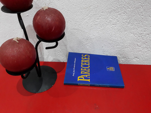 Livro: Pareceres - Professor José Frederico Marques - Edição 1993 (Usado)