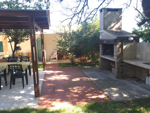 Casa Cerca Del Mar Parrillero Fondo Para Dos Familias