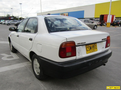 Chevrolet Esteem 1300