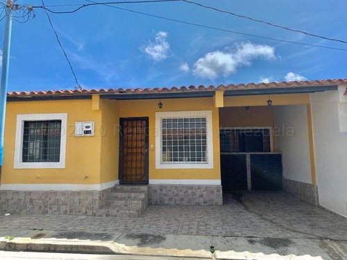 Imagen 18 de 30 de Casa En Alquiler Villa Roca #23-5515 Zegm 0414-7907176