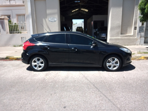 Ford Focus 1.6 S 5 Puertas