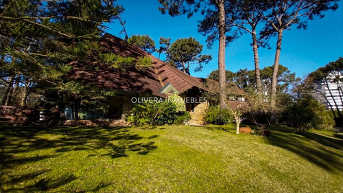 Alquiler Temporal Casa 5 Dormitorios Playa Brava Punta Del Este