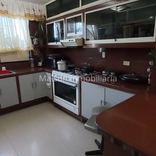 Imagen 4 de 10 de Se Vende Apartamento Listo Para Habitar En Turmero Urb. Las Carolinas