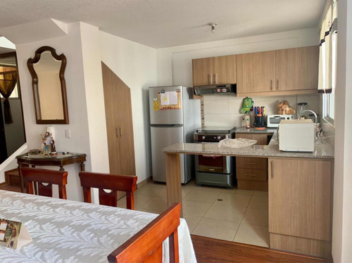 Casa En Venta De Oportunidad En Calderón