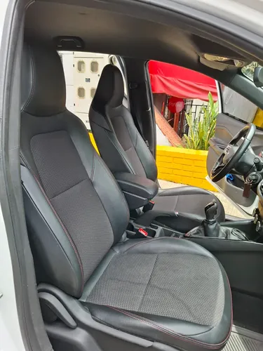 Chevrolet Onix 1.0T Rs Mt