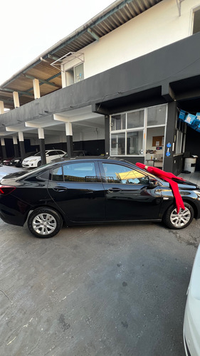 Chevrolet Onix plus 1.0 Lt 4p